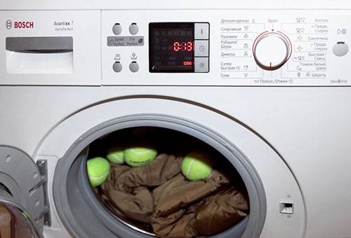Washing polyester outerwear