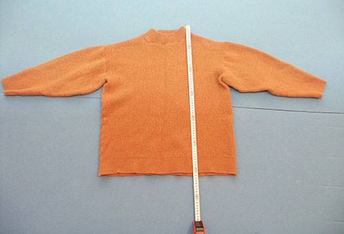 Sweater yang telah diselesaikan selepas mencuci