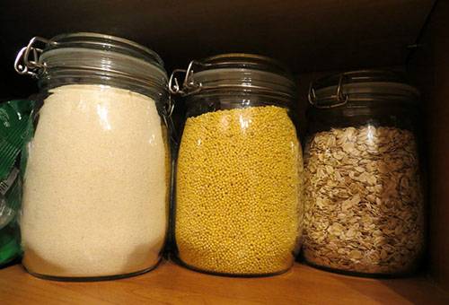 Cans for storing cereals
