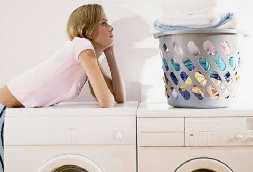 girl and washing machines