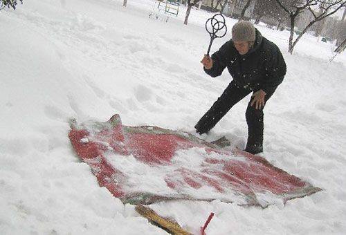 nettoyage de tapis dans la neige