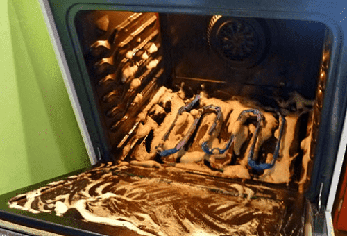 cleaning the oven with soap and water