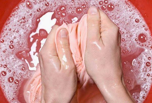 Proceso de lavado a mano