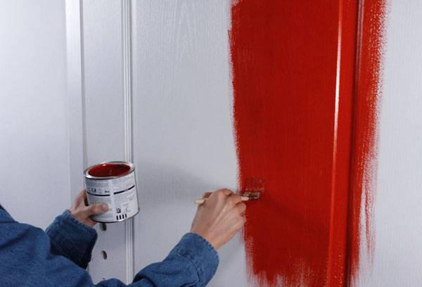 Painting the door in two layers