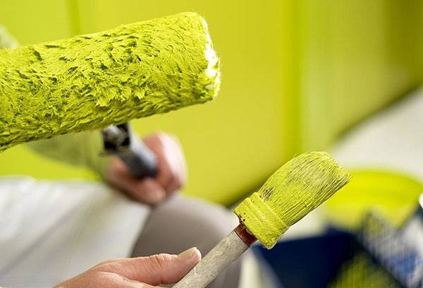 Paint roller and brush