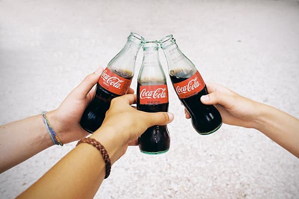 Coca-Cola și Covorul Alb