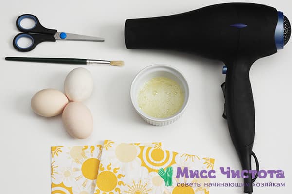كل ما تحتاجه لتزيين بيض عيد الفصح باستخدام تقنية decoupage