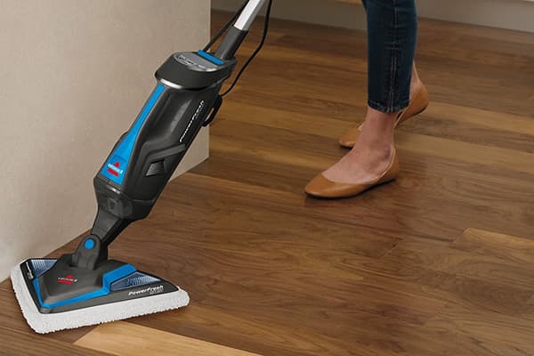 Laminate cleaning with a steam mop
