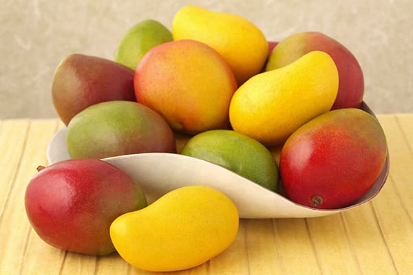 Lemez mangóval
