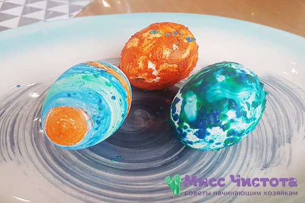 Яйца с цвят на восък