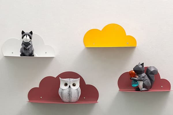 Shelves in the form of clouds in the nursery