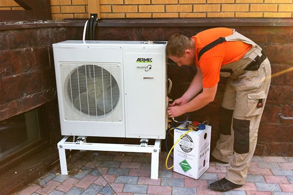 Replacing freon in an air conditioner