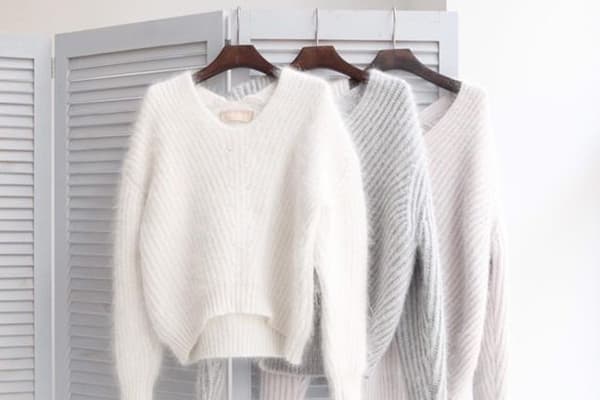 Mga Woolen Sweaters