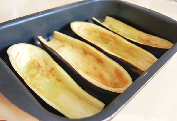 Eggplant boats without seeds