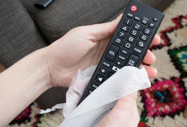 remote control cleaning