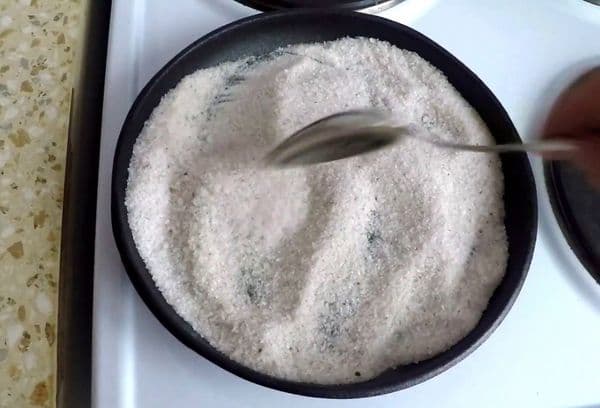 Salt annealing the pan