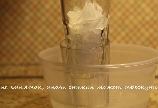 Cum să scoți un pahar dintr-un alt pahar: căi ușoare