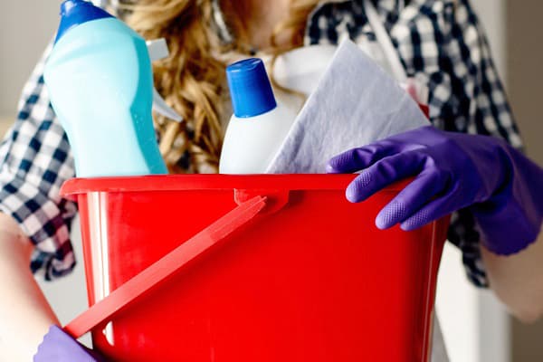 Household chemicals with chlorine