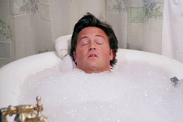 Chandler Bing takes a bath
