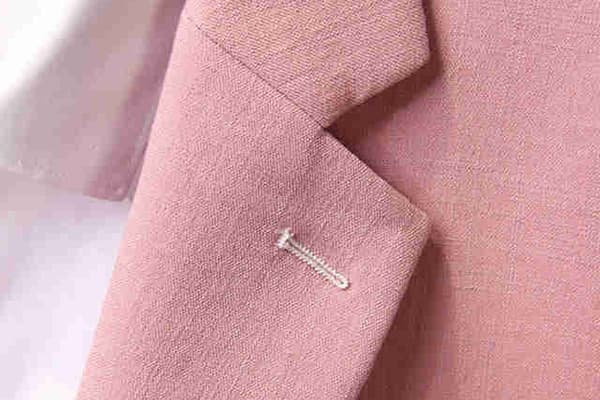 Áo khoác lanh màu hồng