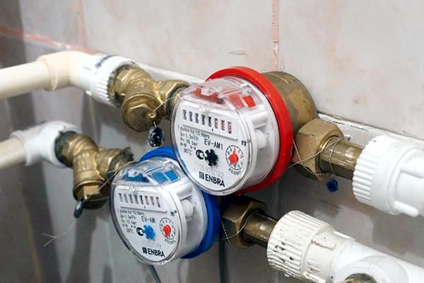 Cold and hot water meters