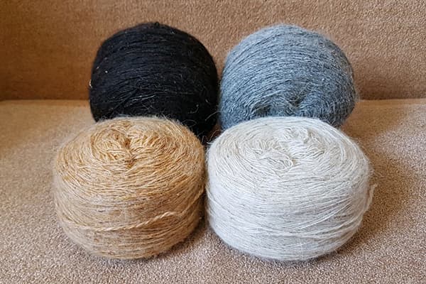 Wool yarn